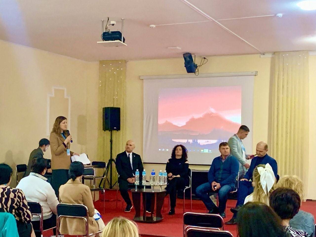 Конференції у Dibrova Club